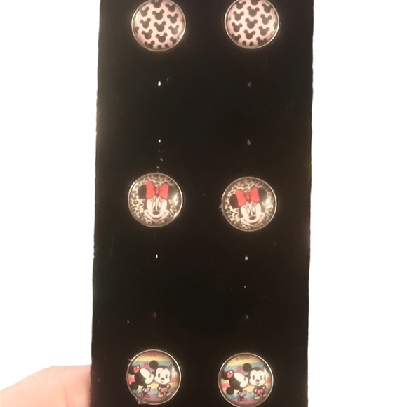 Disney Mickey Mouse & Minnie Mouse Stud Earrings - Picture 1 of 1
